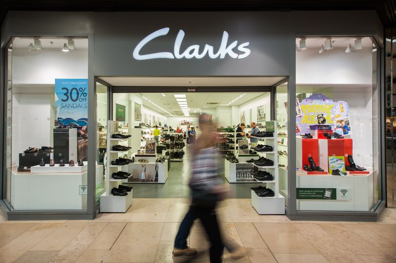 clarks outlet shop